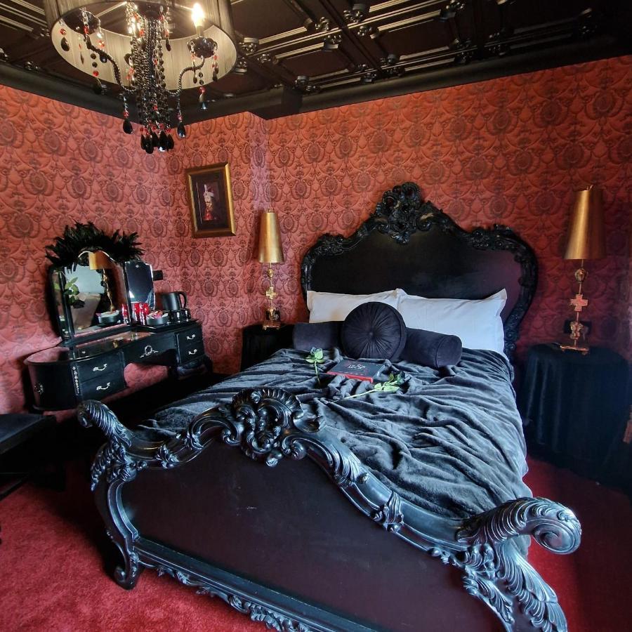 Wednesday'S Family Rooms York Exteriör bild